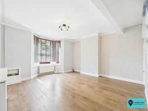 Living Room- click for photo gallery
